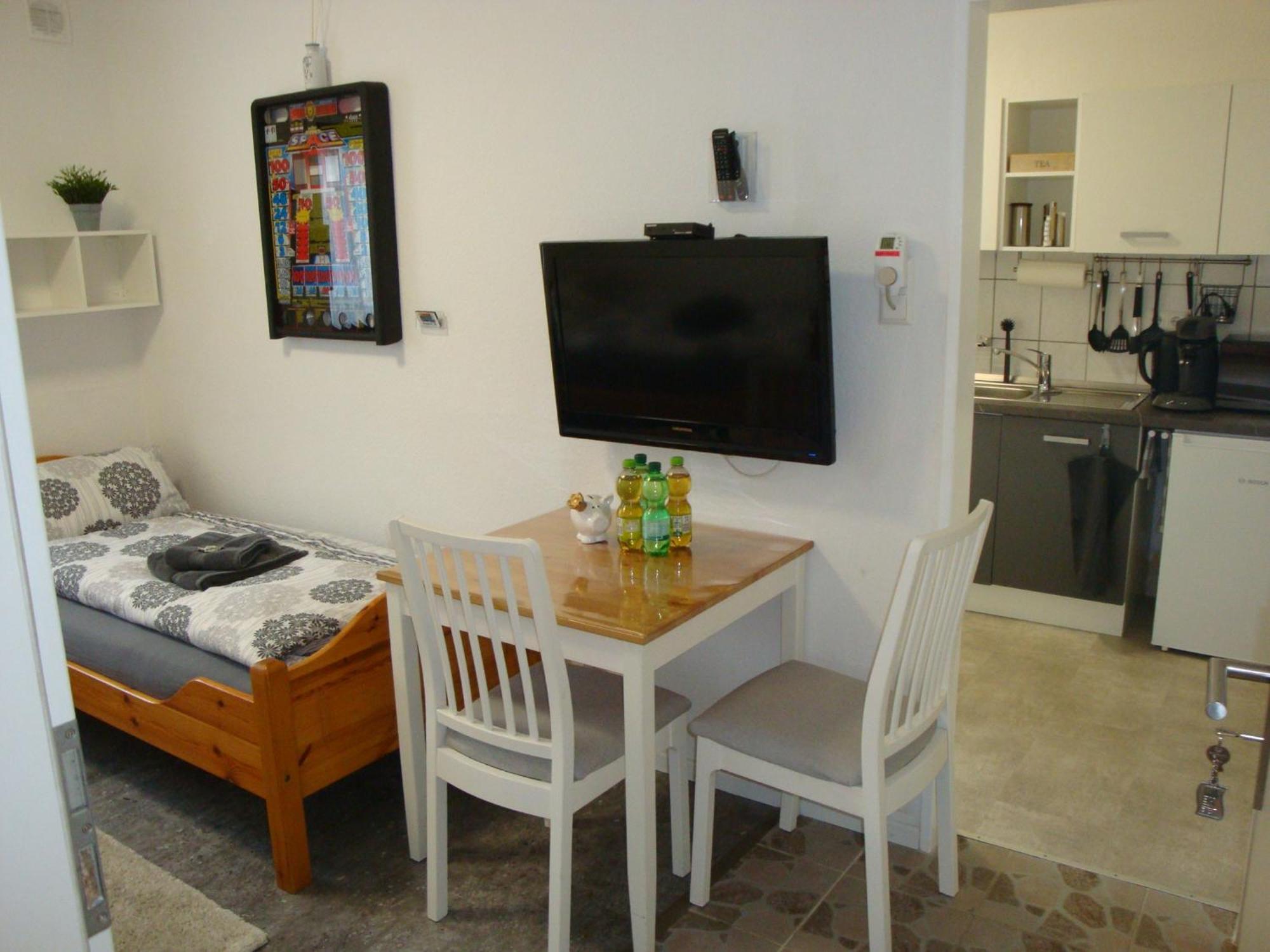 Cenet 1 Zimmer Apartment Sindelfingen Dış mekan fotoğraf
